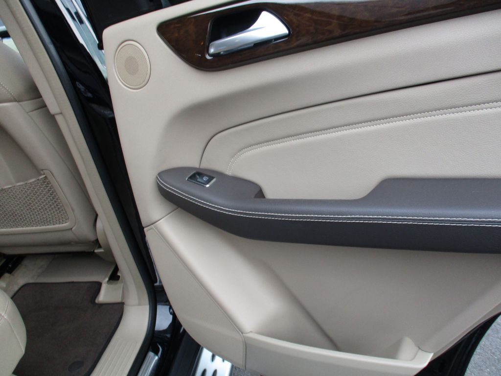 2015 Mercedes-Benz M-Class Image 21