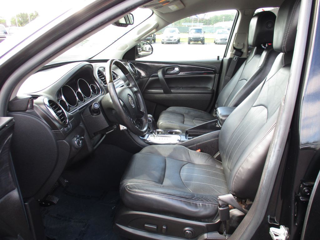 2017 Buick Enclave Image 15