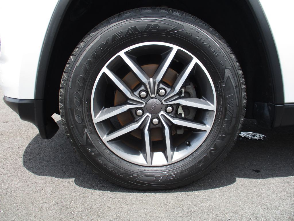 2019 Jeep Grand Cherokee Image 27