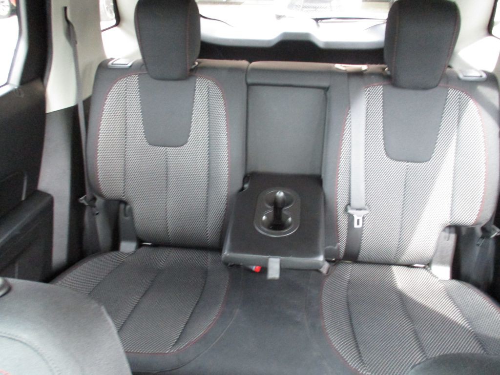 2016 GMC Terrain Image 14