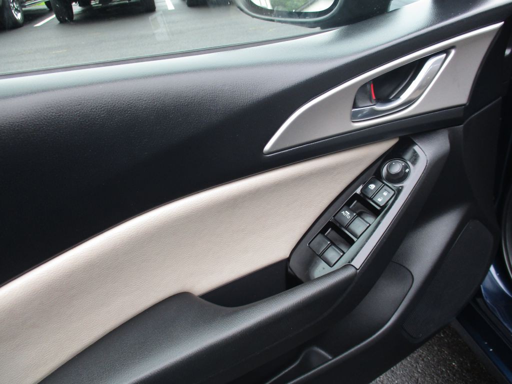2018 Mazda Mazda3 Image 22