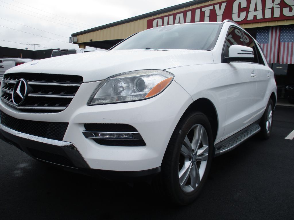2015 Mercedes-Benz M-Class Image 9