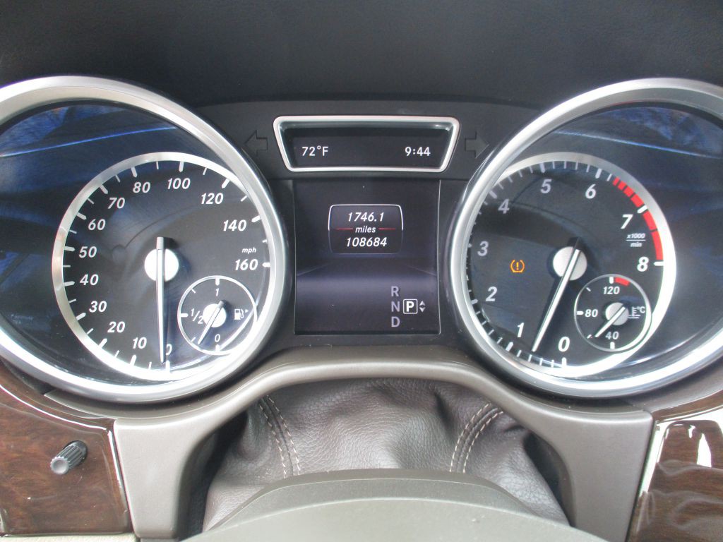 2015 Mercedes-Benz M-Class Image 12