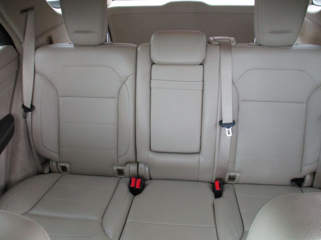 2015 Mercedes-Benz M-Class Image 15