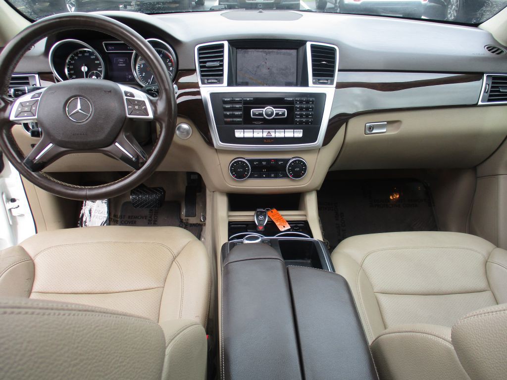 2015 Mercedes-Benz M-Class Image 16