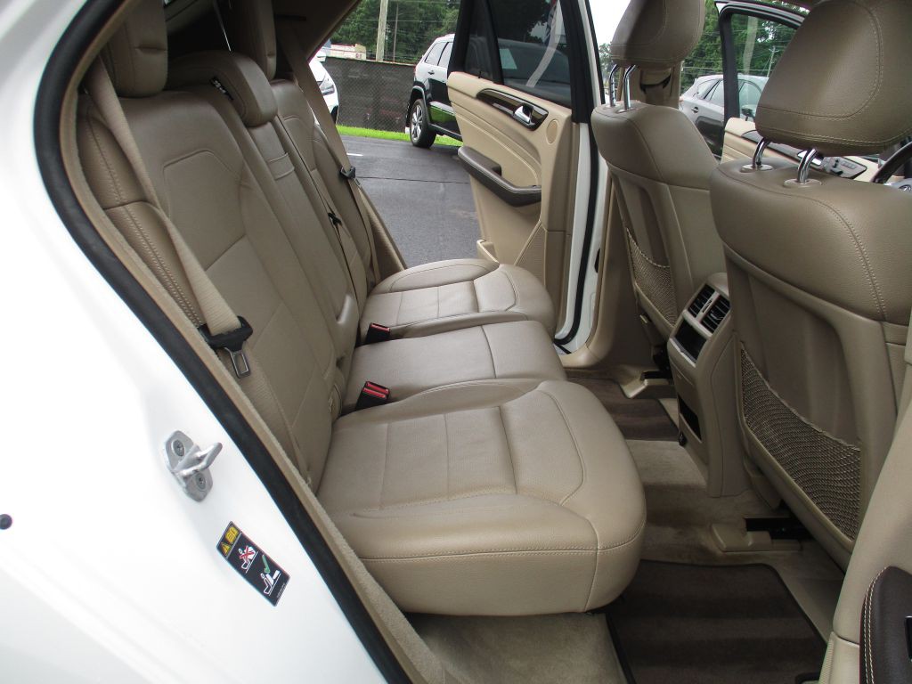 2015 Mercedes-Benz M-Class Image 19