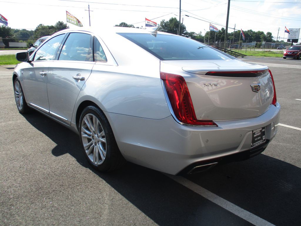 2018 Cadillac XTS Image 6