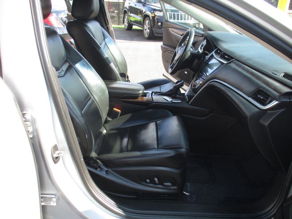 2018 Cadillac XTS Image 19