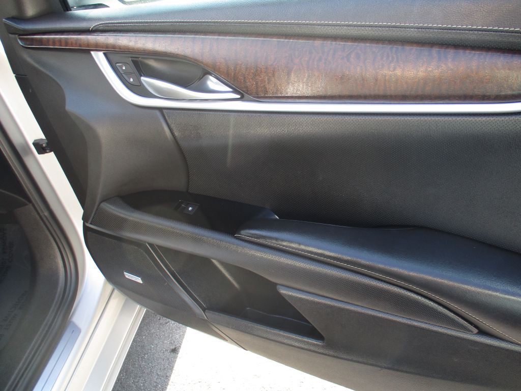 2018 Cadillac XTS Image 23
