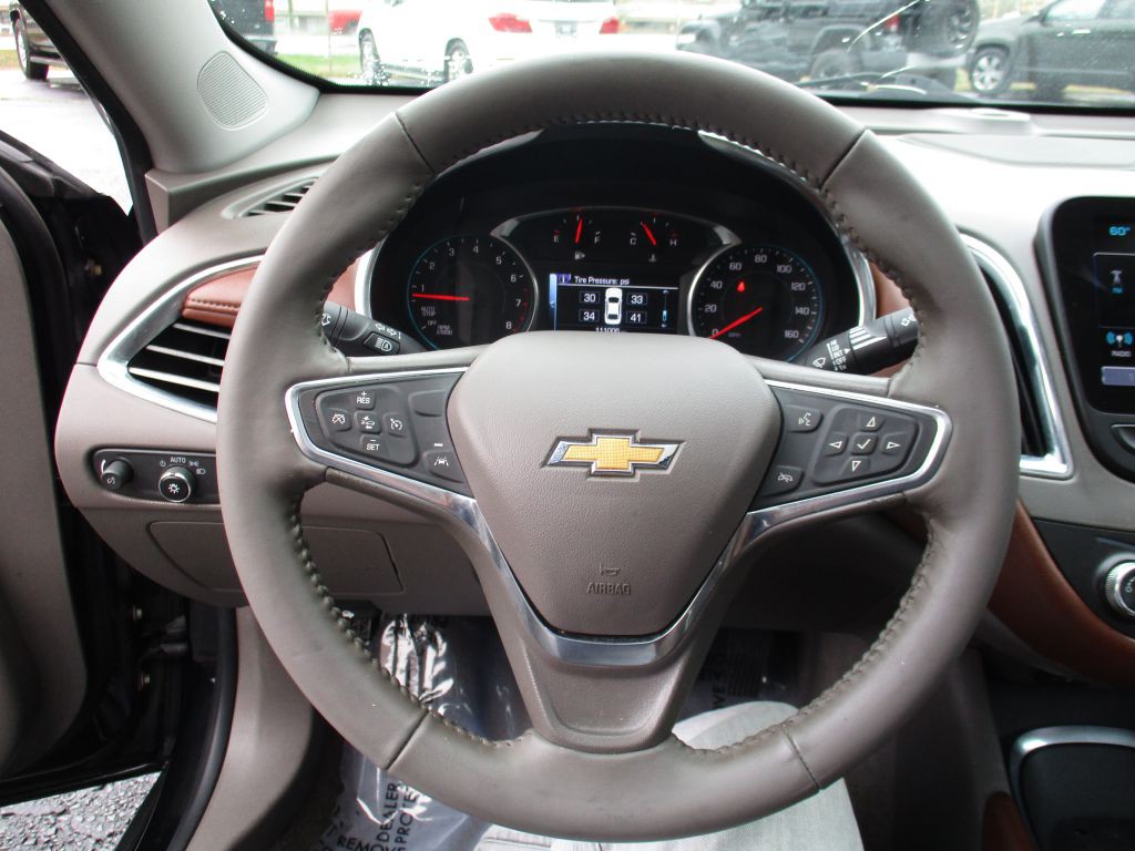 2018 Chevrolet Malibu Image 11