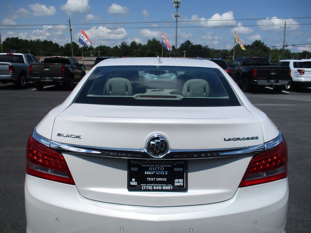 2015 Buick Lacrosse Image 4