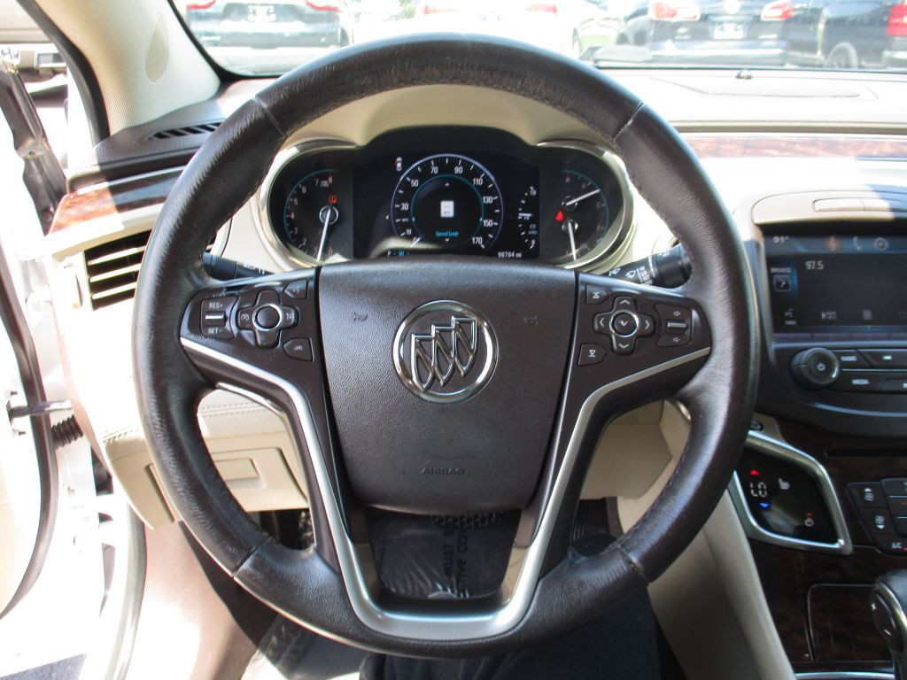 2015 Buick Lacrosse Image 10