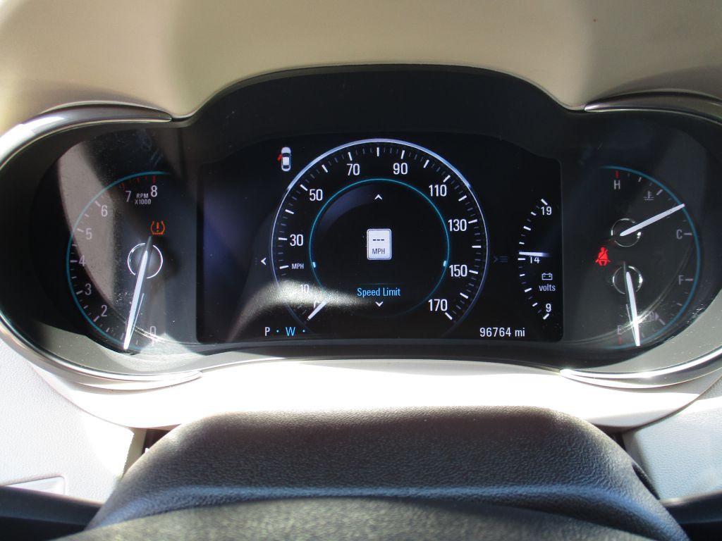 2015 Buick Lacrosse Image 11