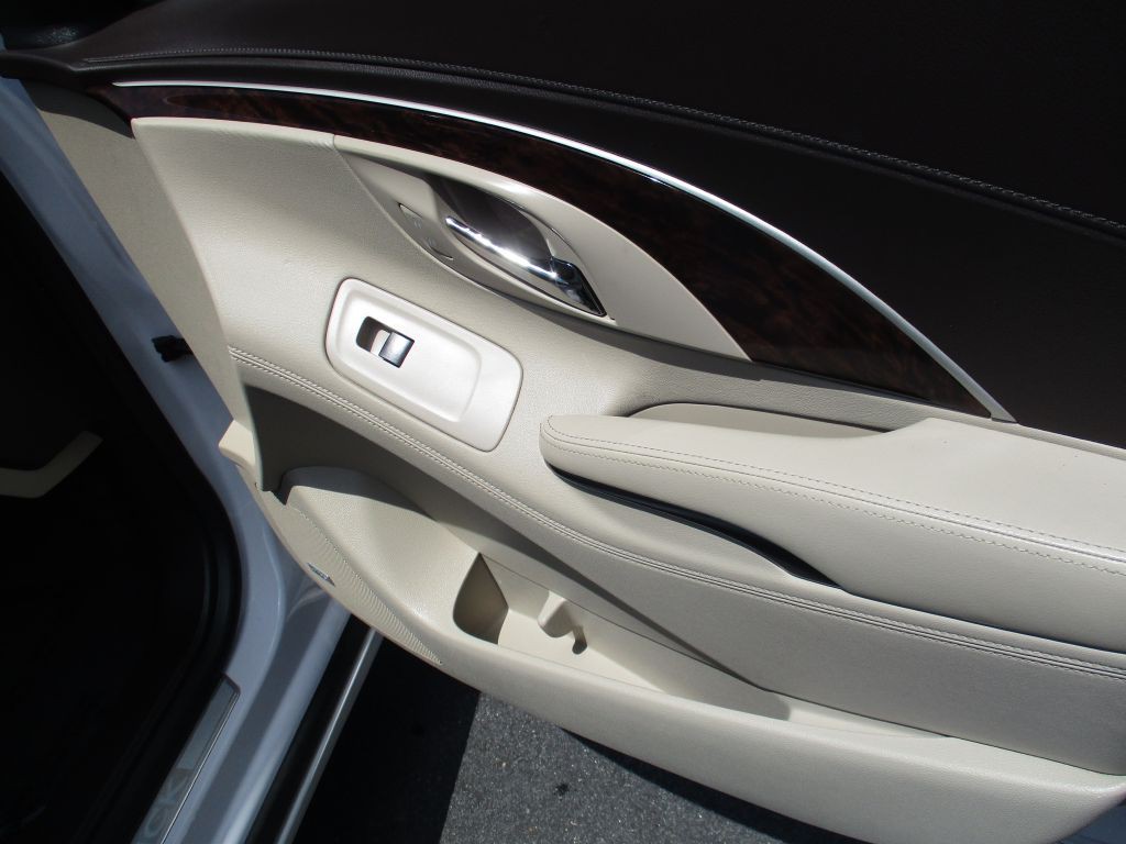 2015 Buick Lacrosse Image 23