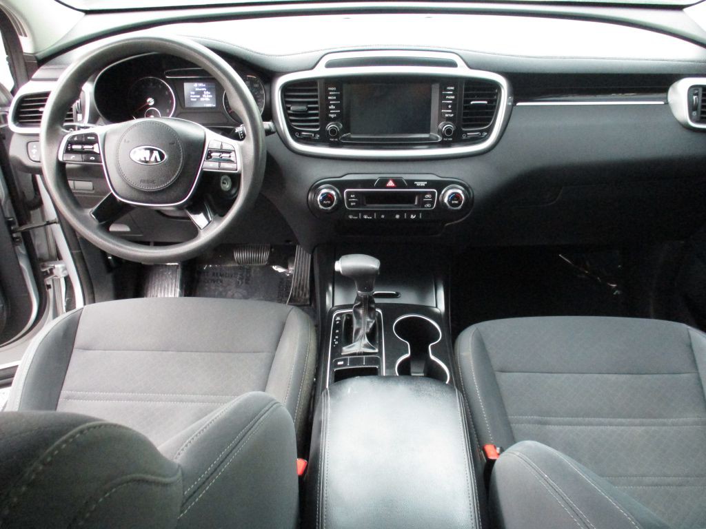 2019 Kia Sorento Image 16