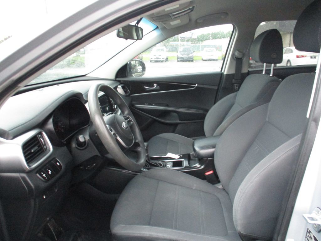 2019 Kia Sorento Image 17