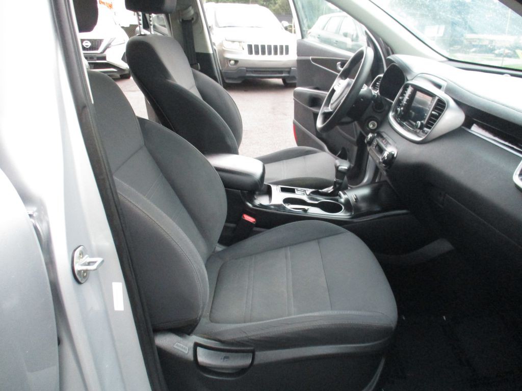 2019 Kia Sorento Image 22