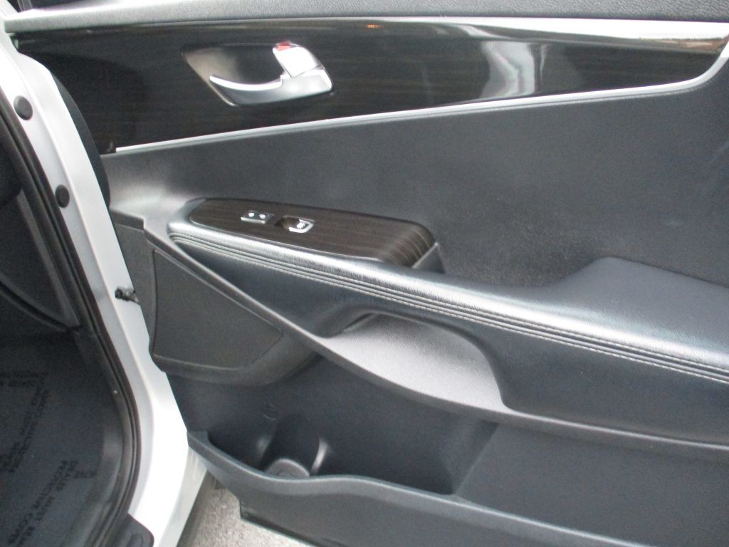 2019 Kia Sorento Image 26