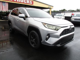 Image for 2020 Toyota Rav4 XLE ID: 7561750