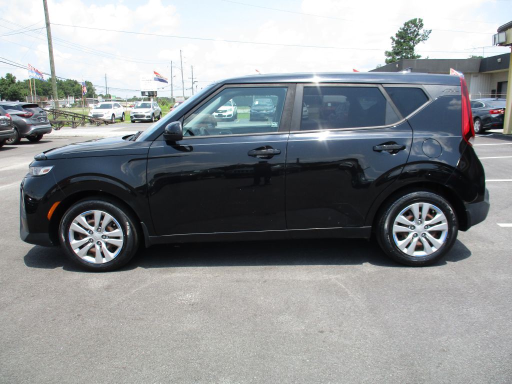 2020 Kia Soul Image 3