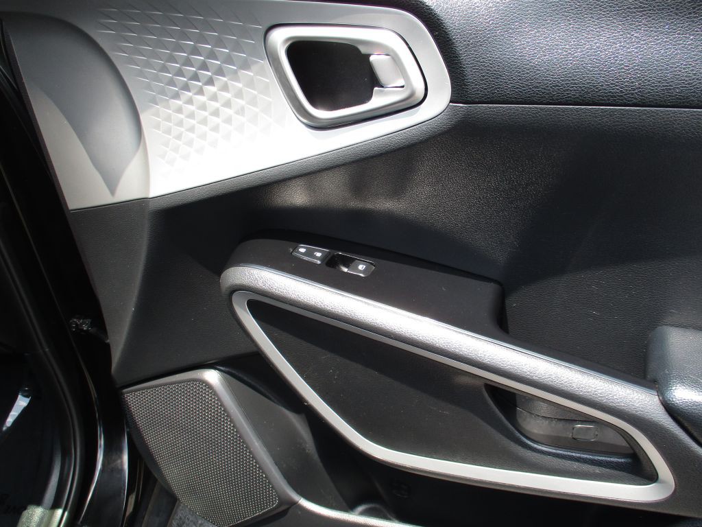 2020 Kia Soul Image 24