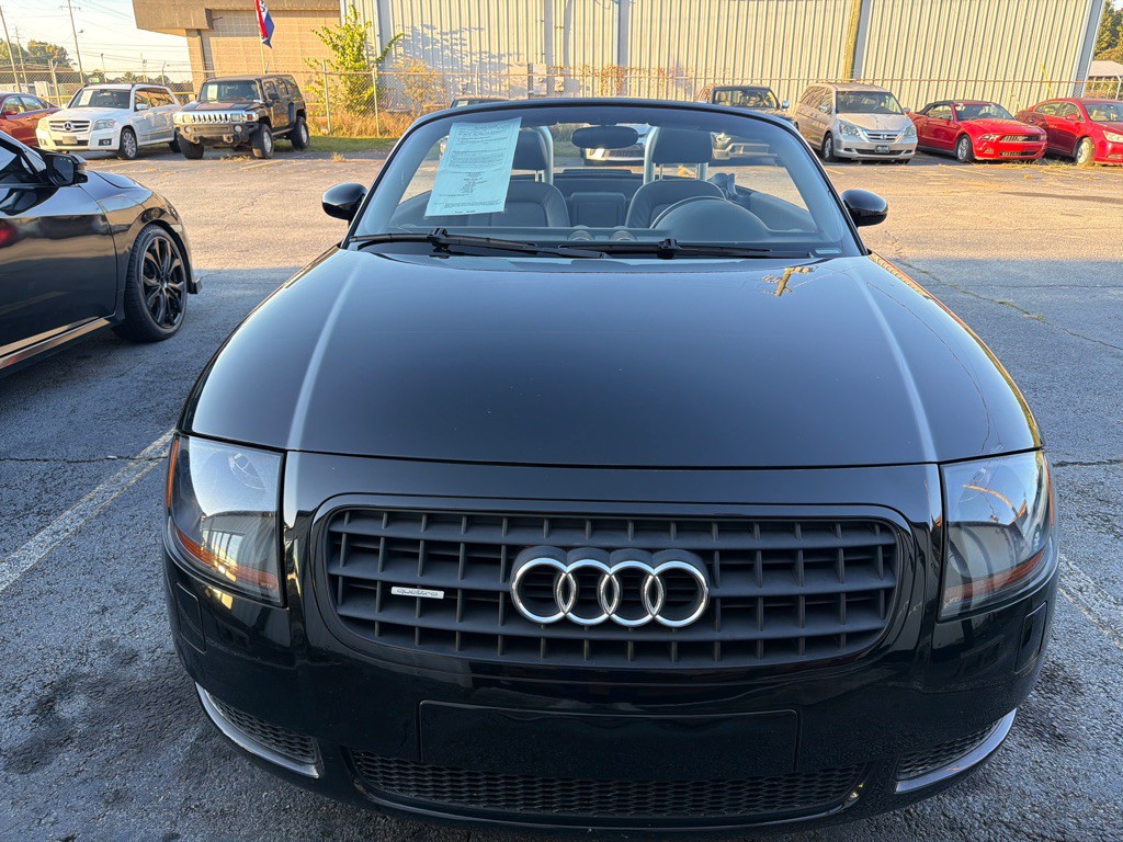 2004 Audi TT Image 11