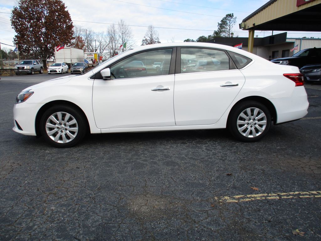 2019 Nissan Sentra Image 2