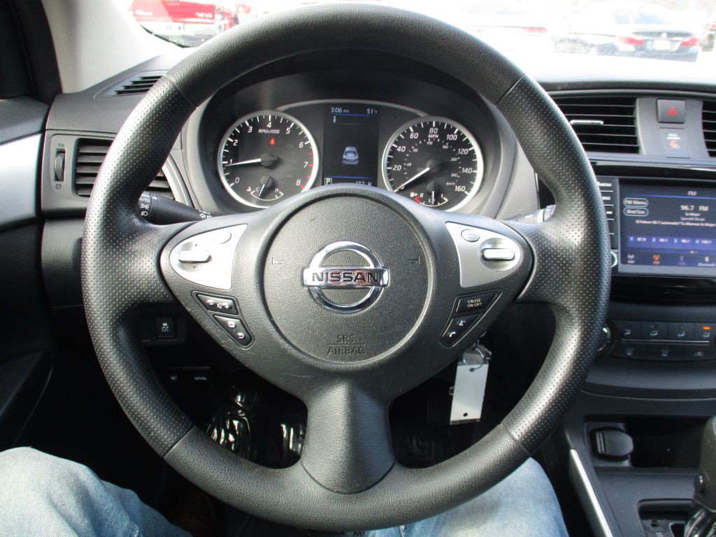 2019 Nissan Sentra Image 11