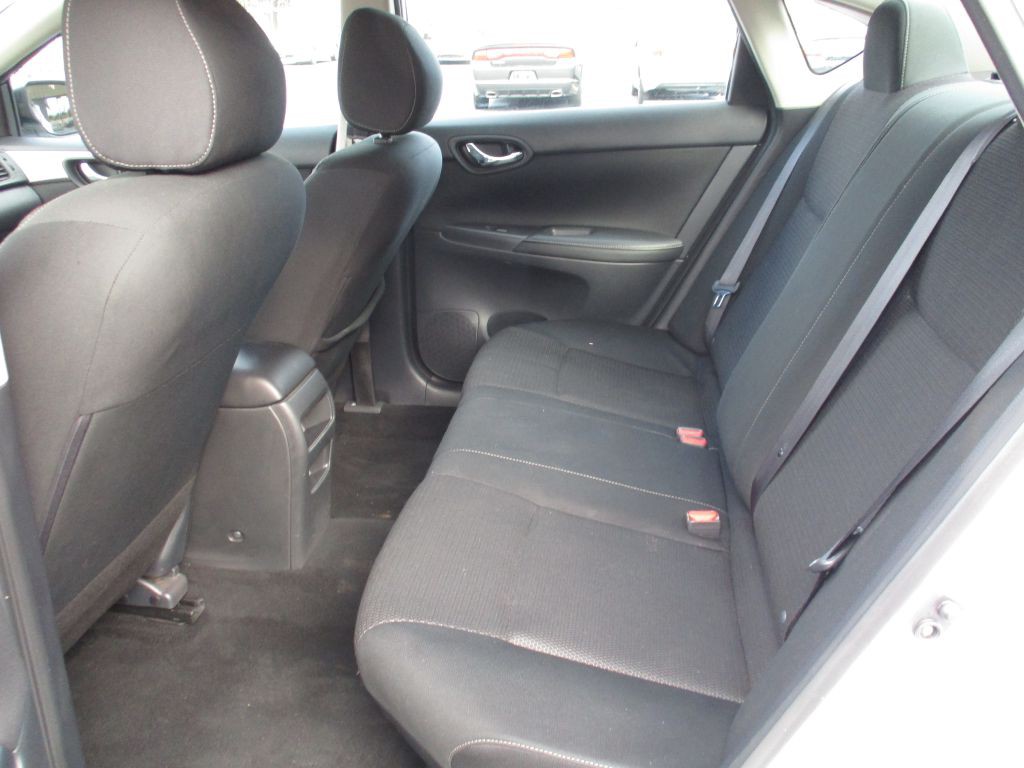 2019 Nissan Sentra Image 18