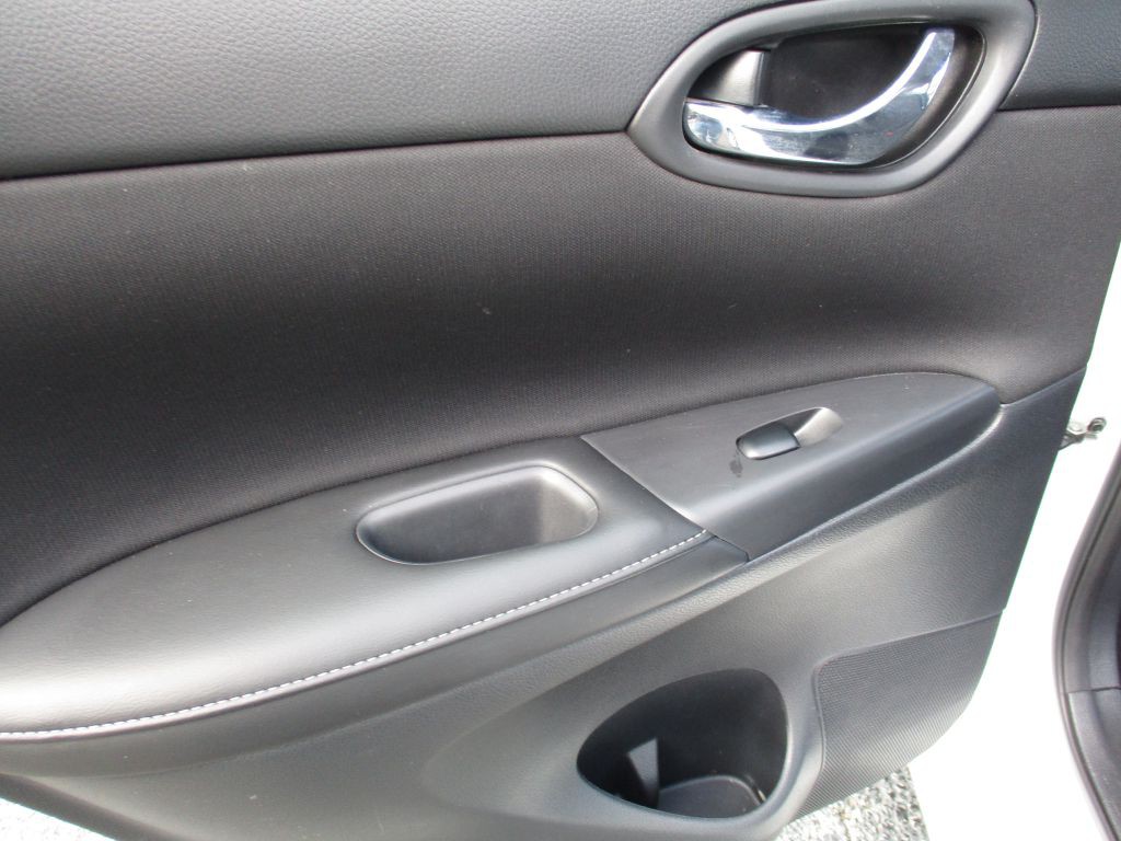 2019 Nissan Sentra Image 22