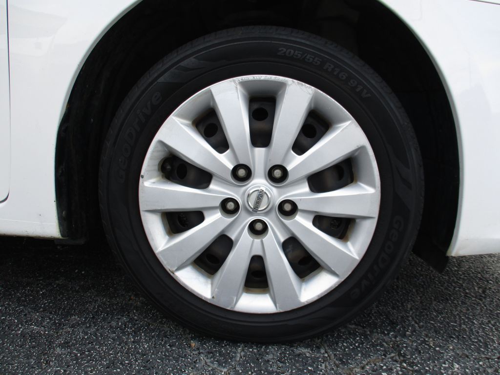 2019 Nissan Sentra Image 25