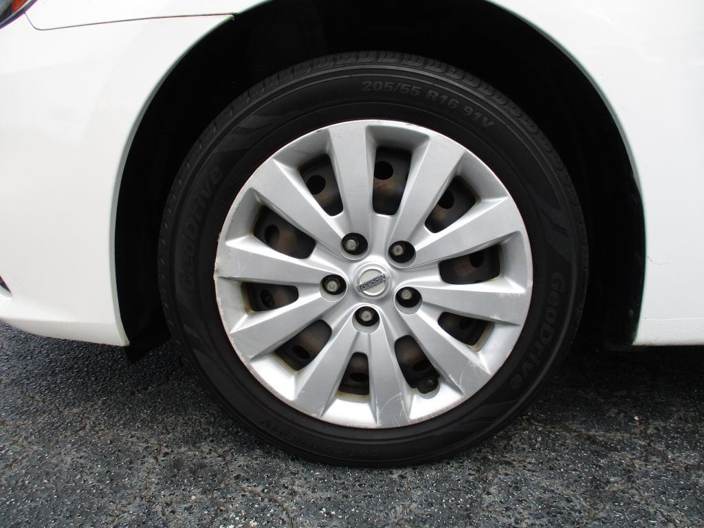 2019 Nissan Sentra Image 28