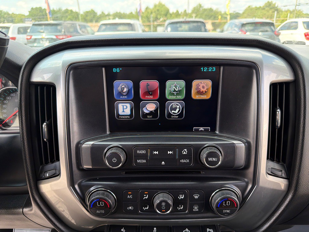 2015 Chevrolet Silverado 1500 Image 21