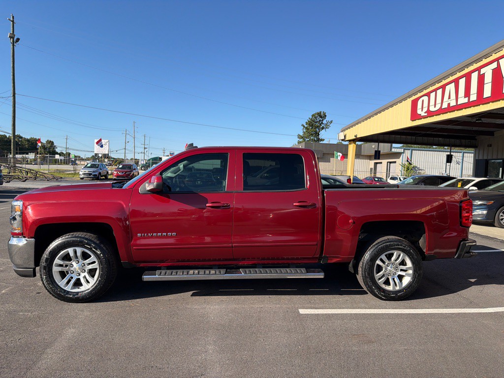 2018 Chevrolet Silverado 1500 Image 2