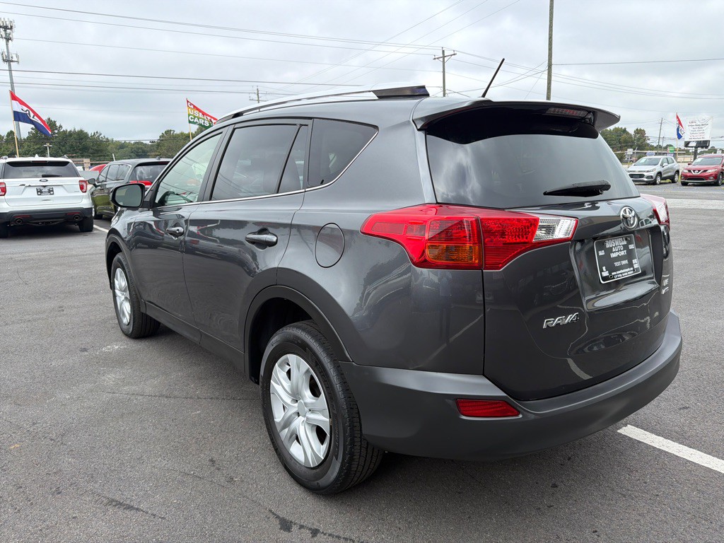 2015 Toyota Rav4 Image 4