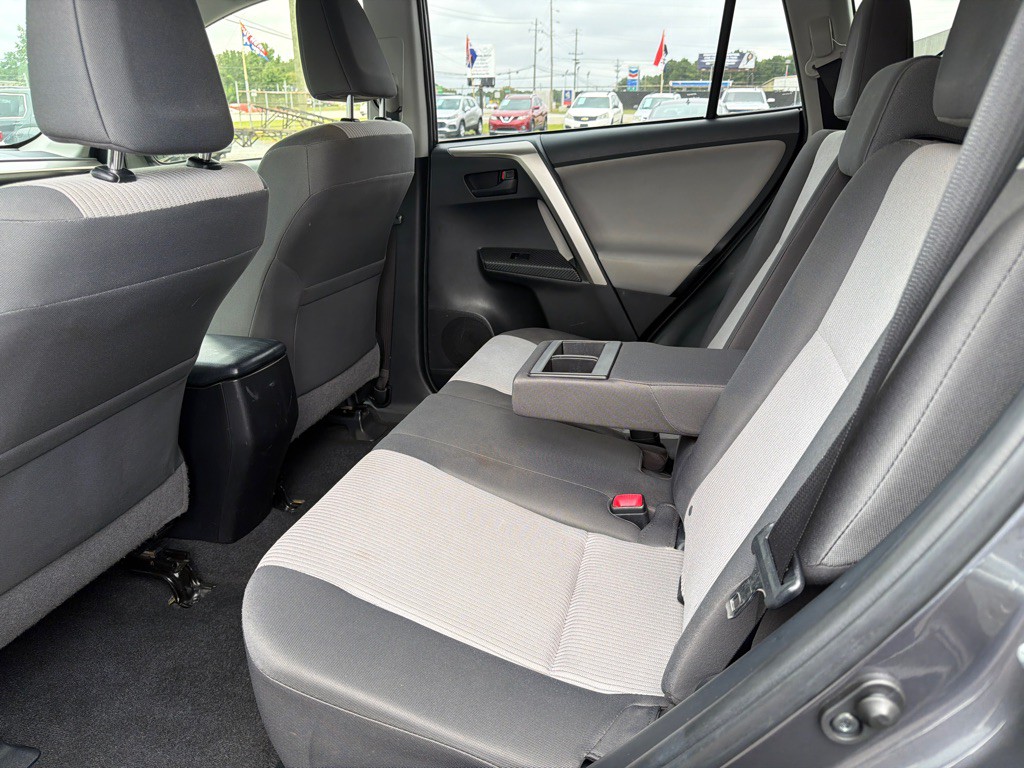 2015 Toyota Rav4 Image 8