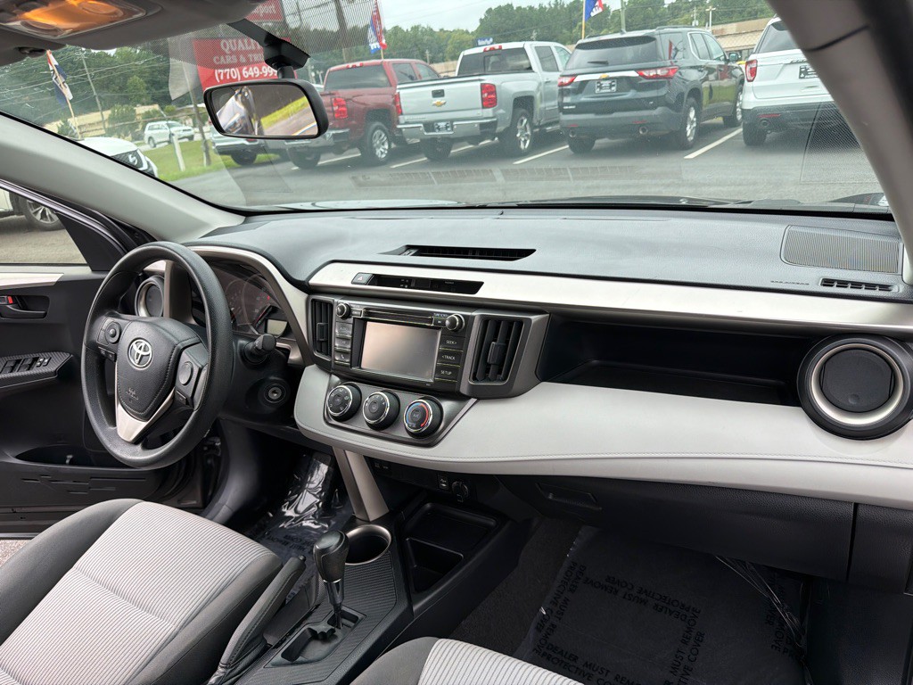 2015 Toyota Rav4 Image 18