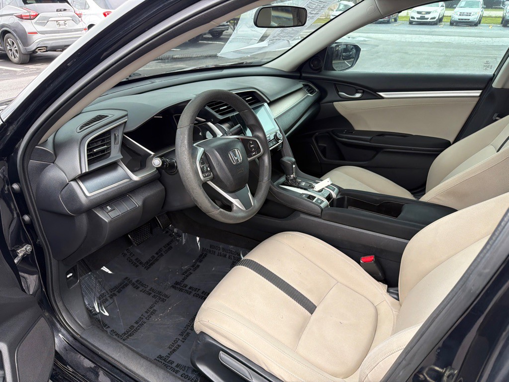 2016 Honda Civic Image 9