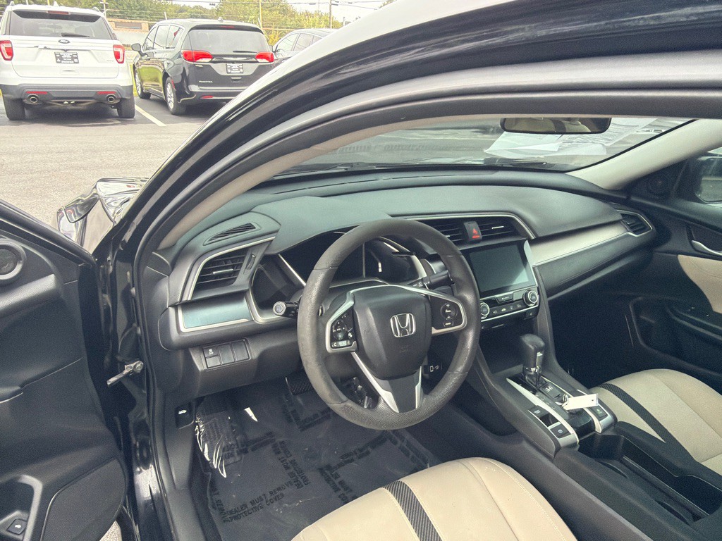 2016 Honda Civic Image 11