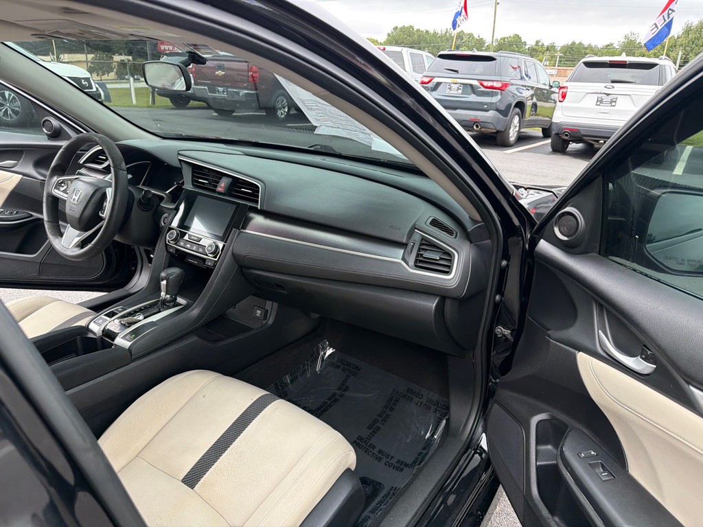 2016 Honda Civic Image 13