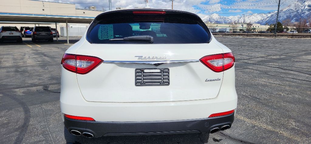 2017 Maserati Levante Image 6