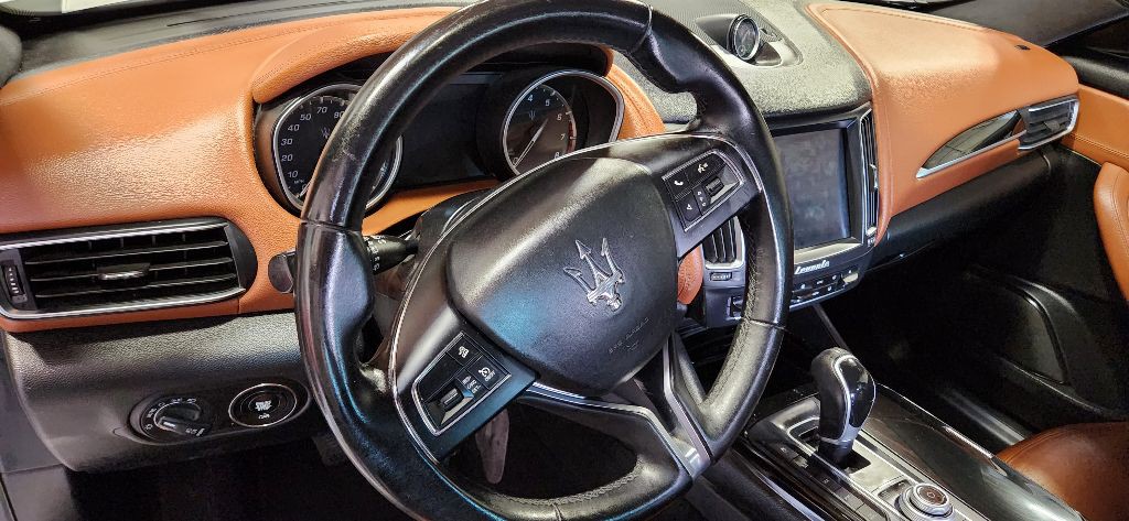 2017 Maserati Levante Image 13