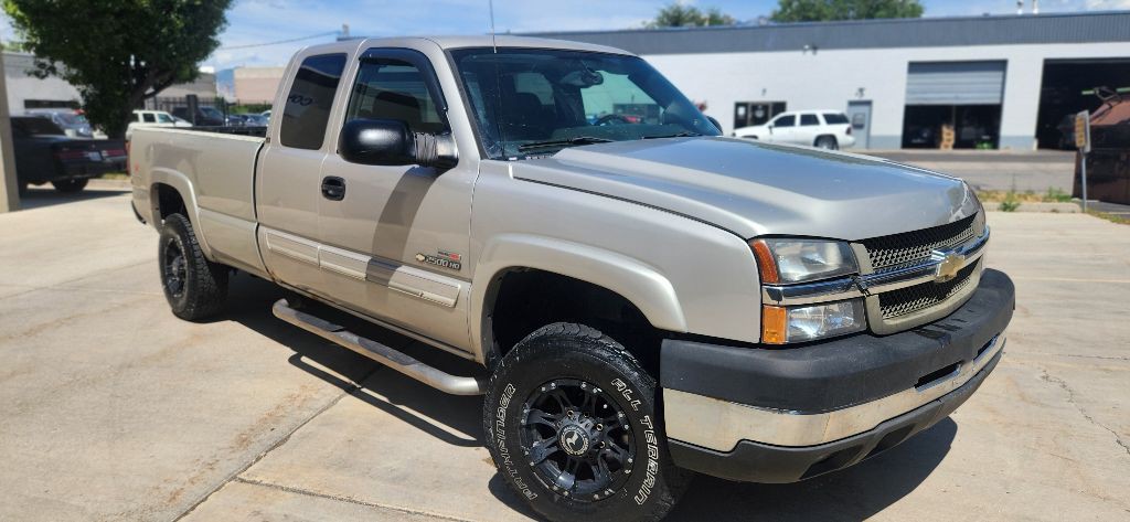 2005 Chevrolet Silverado 1500 Image 1