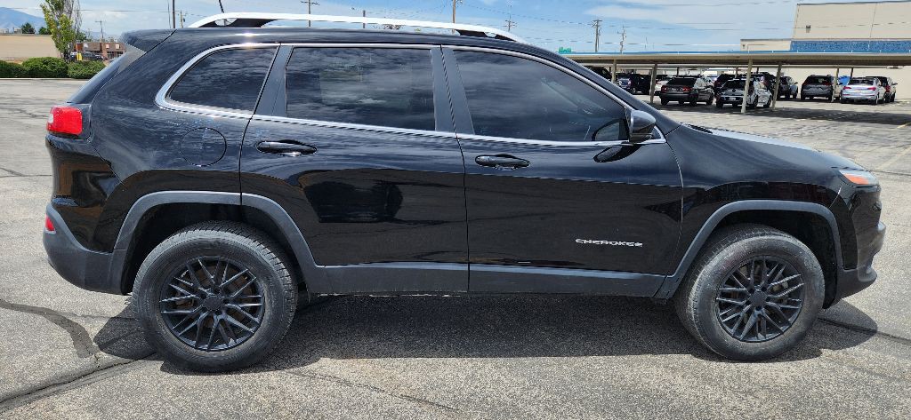 2018 Jeep Cherokee Image 11