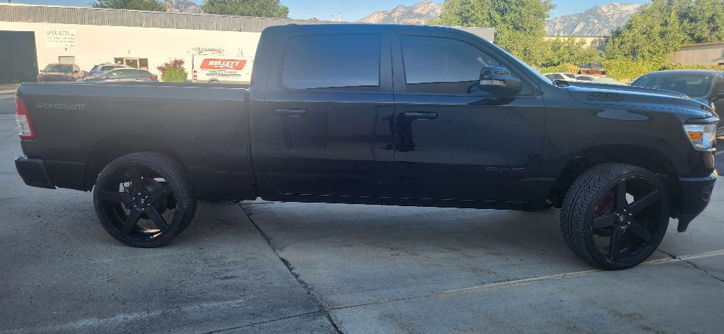 2021 RAM 1500 Image 8