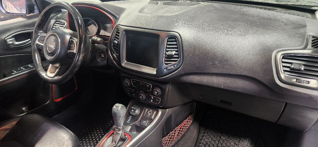 2018 Jeep Compass Image 10