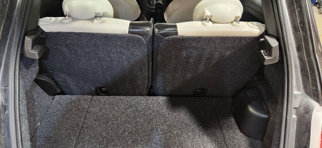 2016 FIAT 500 Image 14