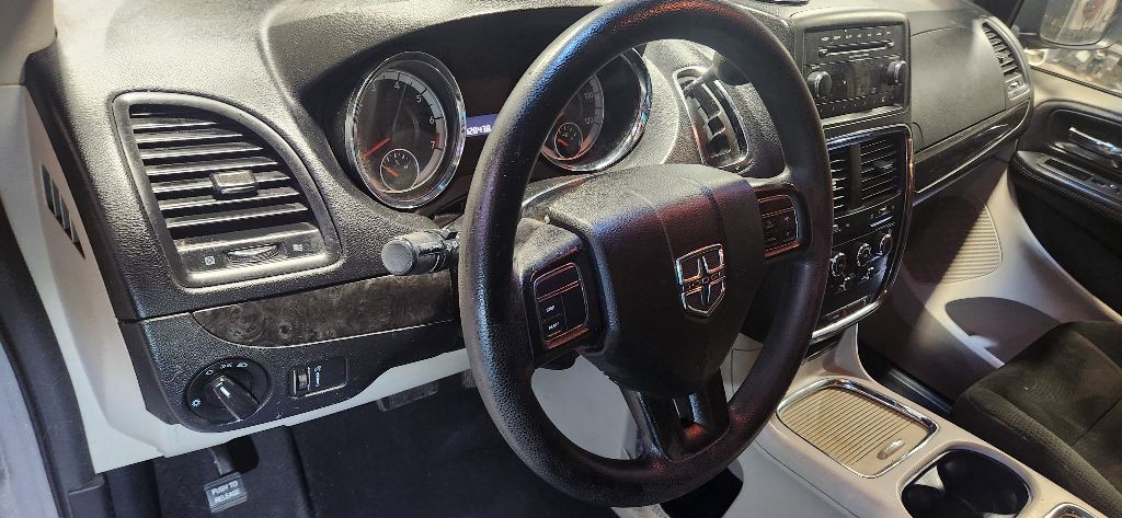 2015 Dodge Grand Caravan Image 10