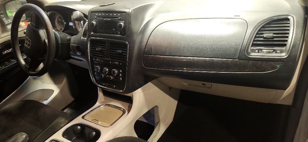 2015 Dodge Grand Caravan Image 12
