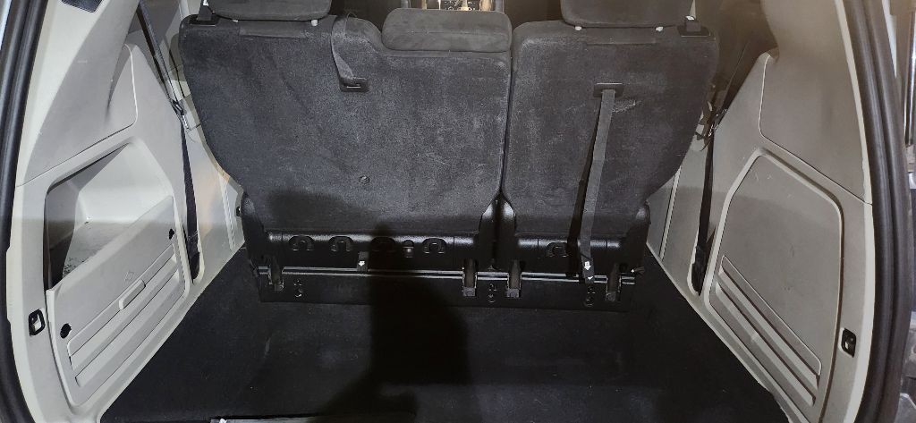 2015 Dodge Grand Caravan Image 16